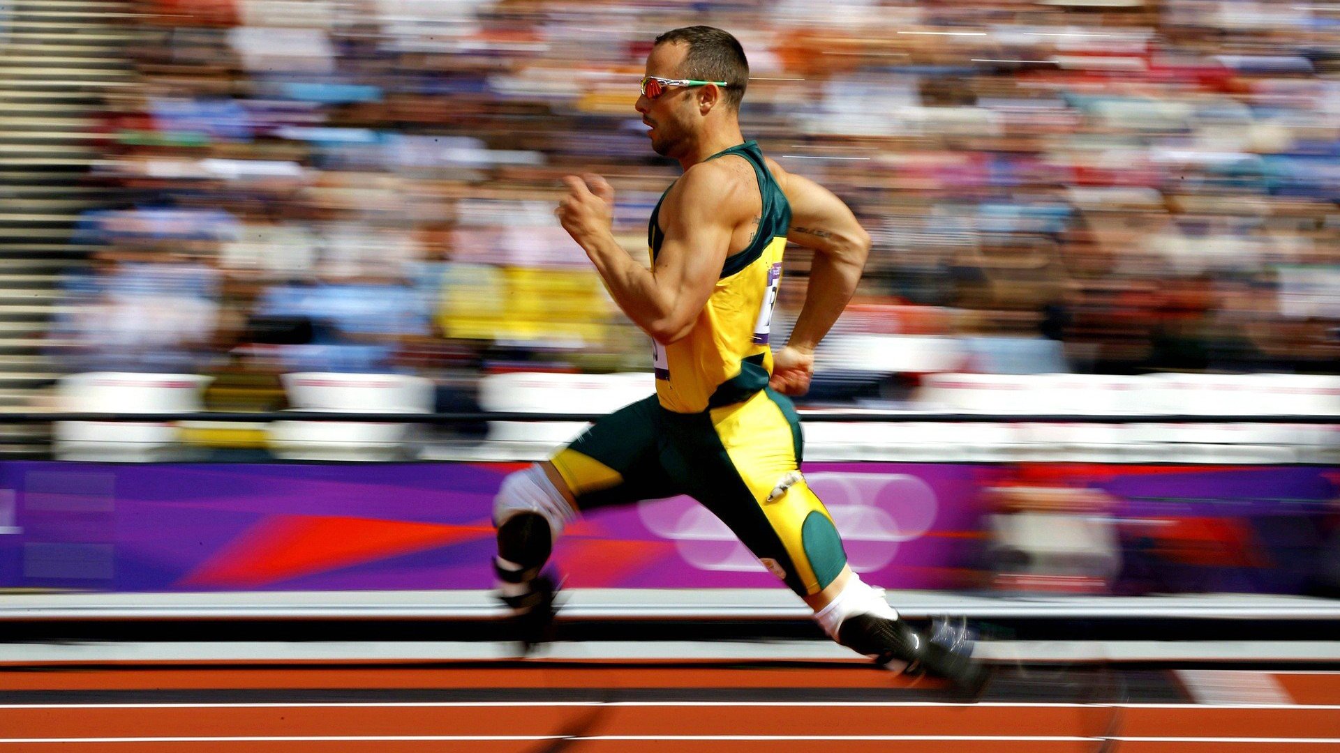 “季后赛首轮战火蔓延，强队遇强队，实力比拼进入白热化”，2022季后赛